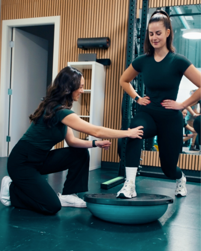 Physiotherapist Sara gym rehab