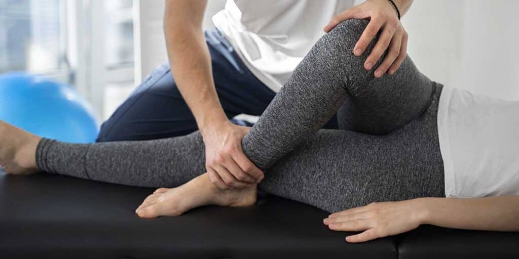 chiropractor for hip pain